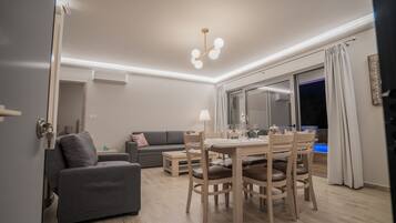 Villa, 3 Bedrooms, Private Pool | Living area