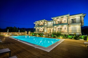 Căn hộ, 2 phòng ngủ, quang cảnh hồ bơi | Quang cảnh từ phòng