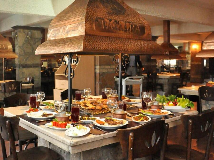 Café da manhã, almoço e jantar