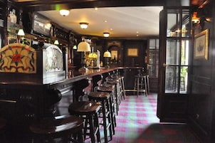Bar (en la propiedad)