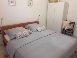 3 slaapkamers, gratis wifi, beddengoed