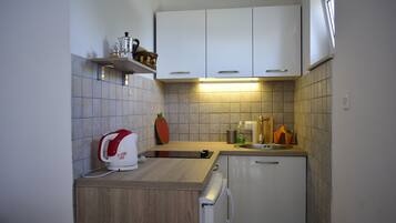Apartment, Meerblick | Eigene Kochnische | Kühlschrank, Herdplatte, Wasserkocher mit Kaffee-/Teezubehör
