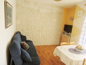 Living area - Apartment Sabina & Grapes (Malinska-Dubasnica)