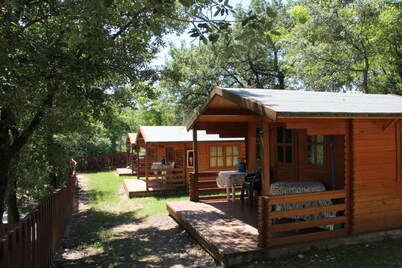 Lovely Holiday House in Isábena with Common Pool