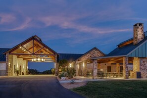 Front of property - evening/night - JL Bar Ranch Resort & Spa (Sonora)