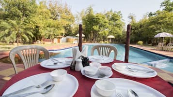 Daily local cuisine breakfast (INR 250 per person)