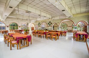 Restaurant - Jungle King Resort (Bichhiya)