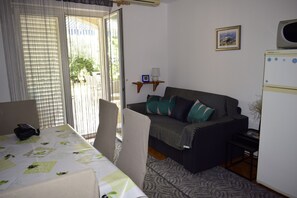 Apartment, 2 Bedrooms | Living area | Flat-screen TV - Apartment Tulip (Malinska-Dubasnica)