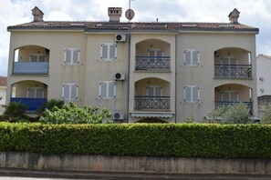 Exterior - Apartment Tulip (Malinska-Dubasnica)