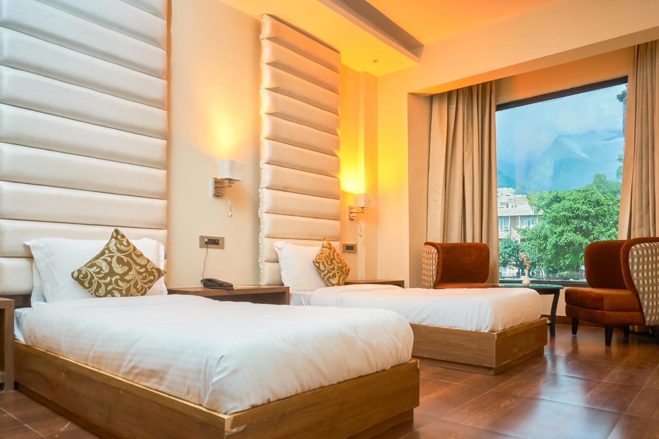 Premium bedding, memory-foam beds, minibar, soundproofing