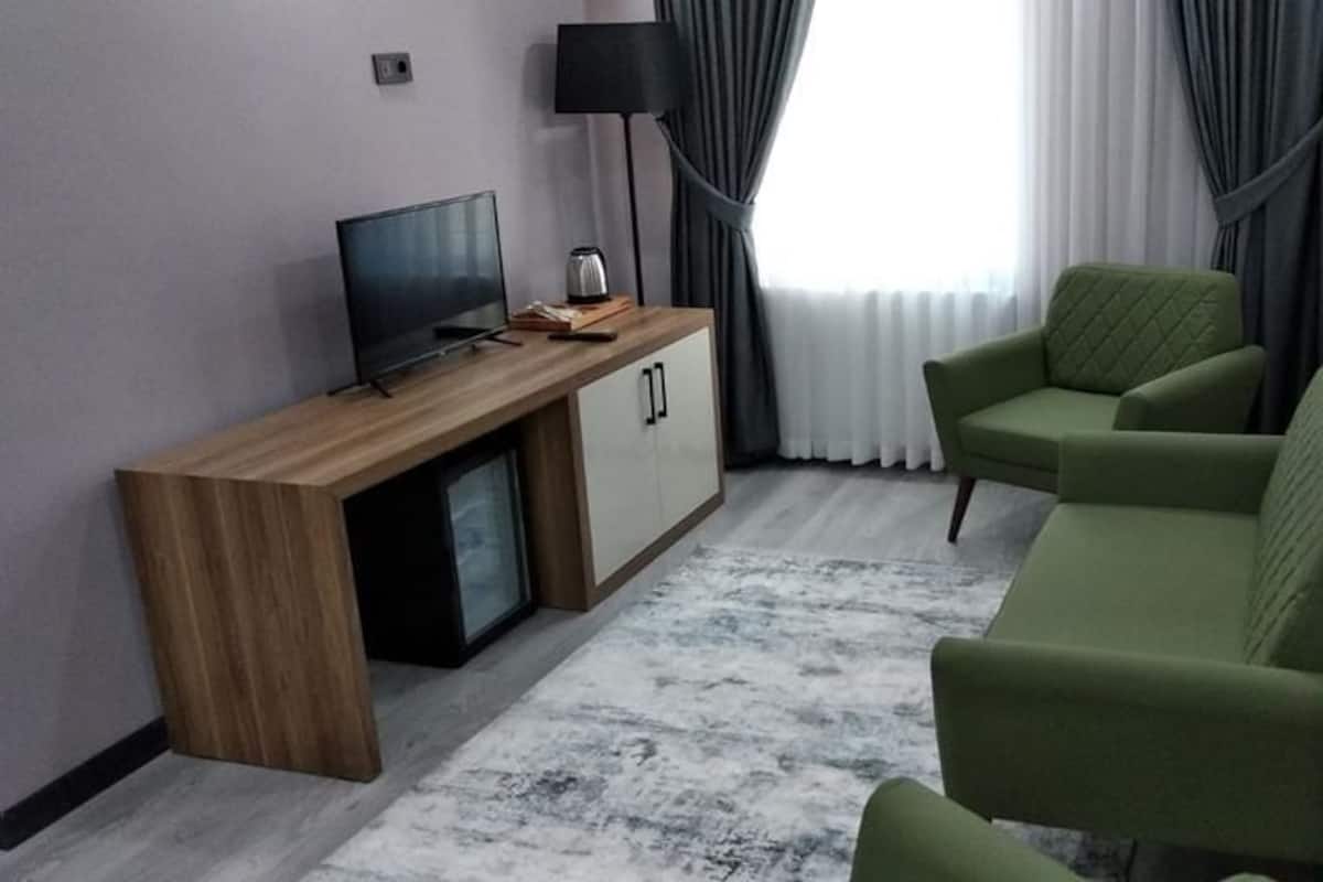 Suite | Living area | LCD TV