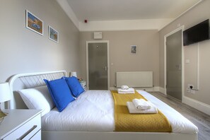 Bed sheets - B6 Medium Studio (London)