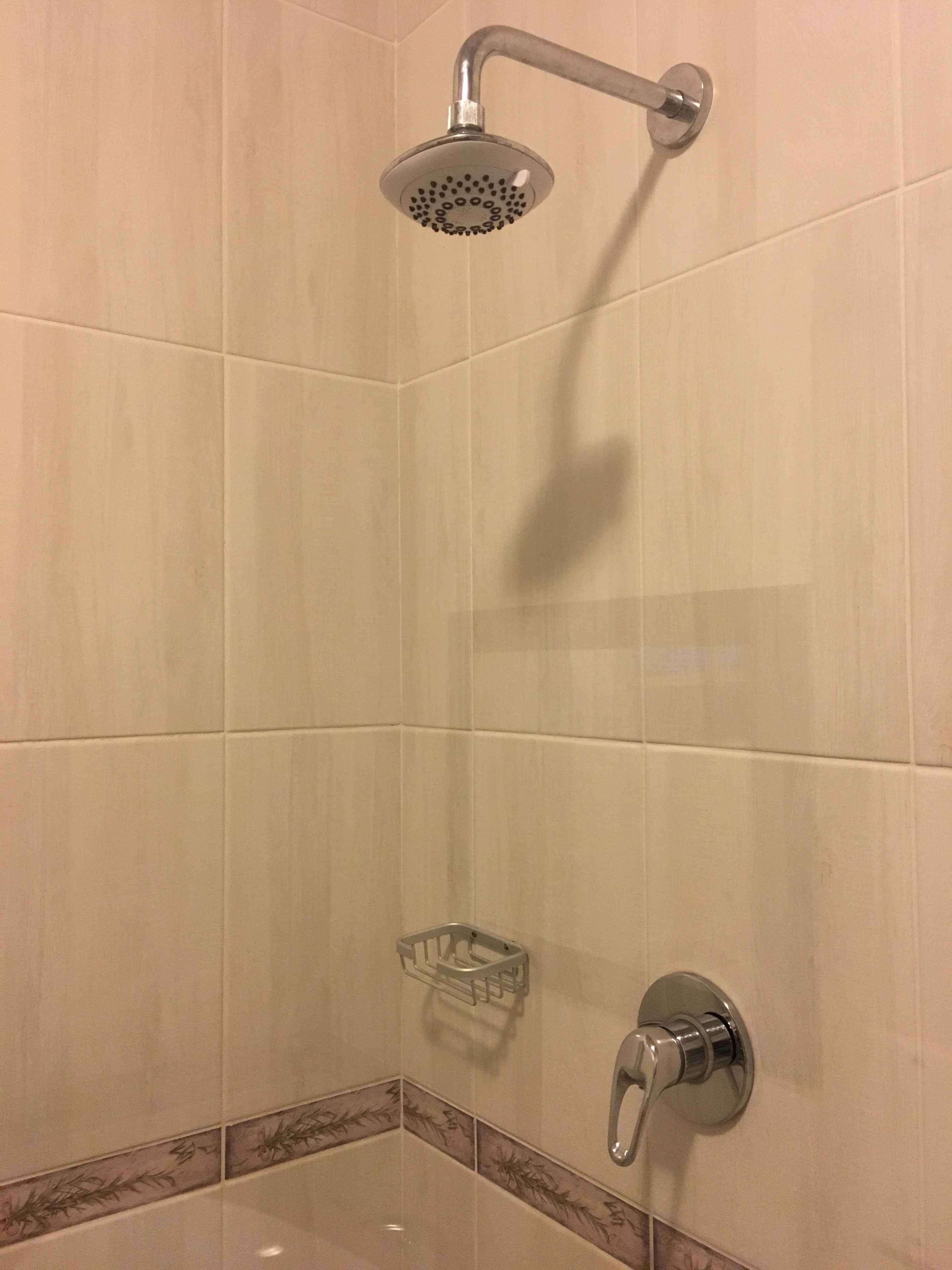 Kamar Double Comfort | Shower kamar mandi