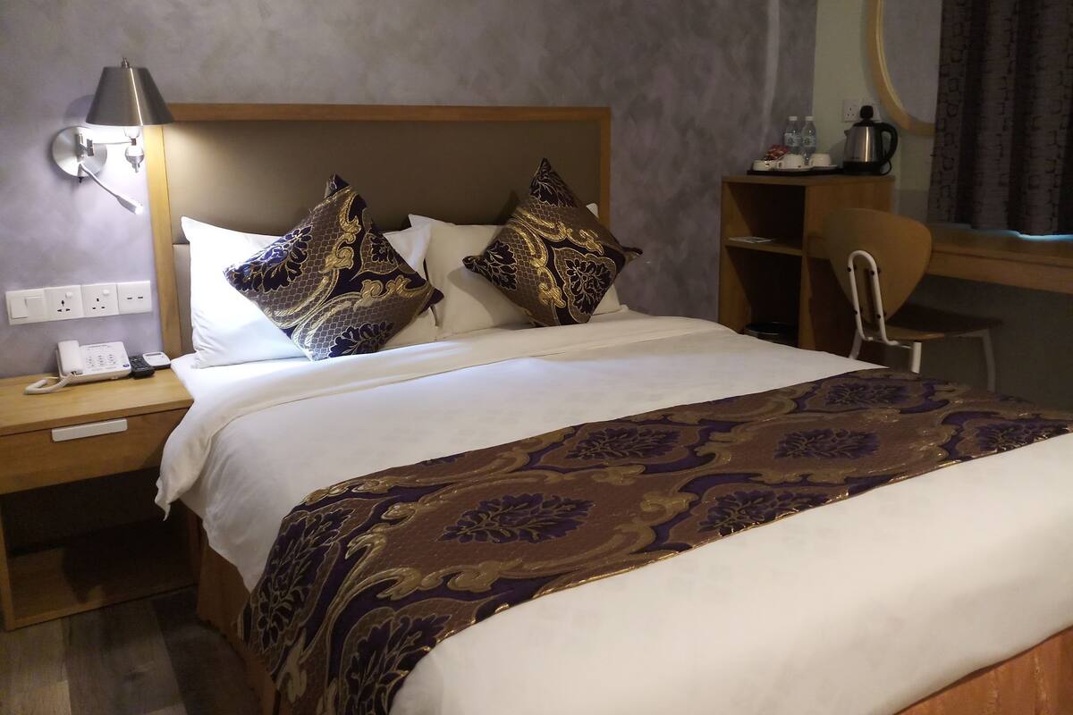 In-room safe, desk, iron/ironing board, rollaway beds
