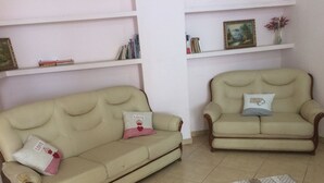 Panoramic Apartment | Living area | Flat-screen TV - Tirana View Apartment (Tirana)