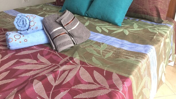 Panoramic Apartment | Desk, free WiFi - Tirana View Apartment (Tirana)