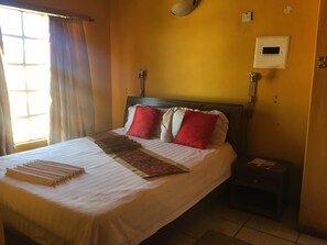 Standard Double Room, 1 Double Bed | Individually decorated, individually furnished, desk, laptop workspace