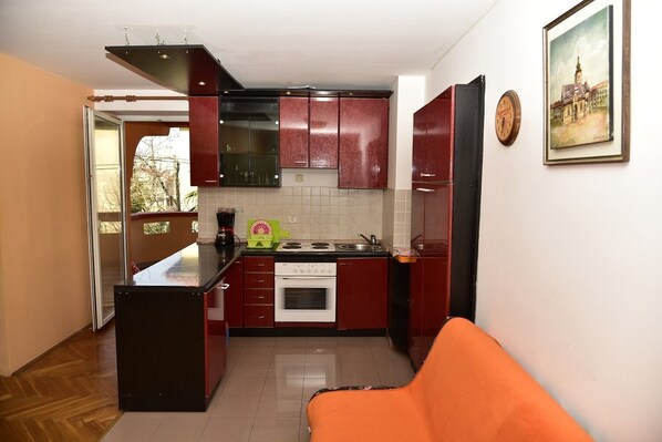 Apartment, 1 Bedroom (A1) | Private kitchen - Apartments Ivka (Malinska-Dubasnica)