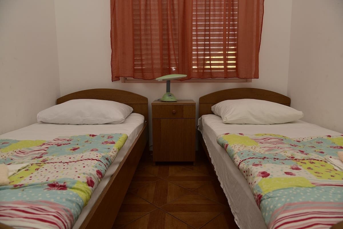 Appartement, 1 slaapkamer (A6) | 1 slaapkamer, geluiddichte muren, gratis wifi, beddengoed