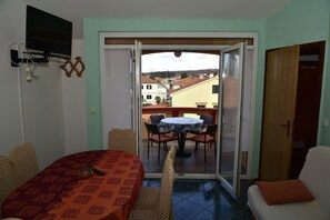 Interior - Apartments Ivka (Malinska-Dubasnica)