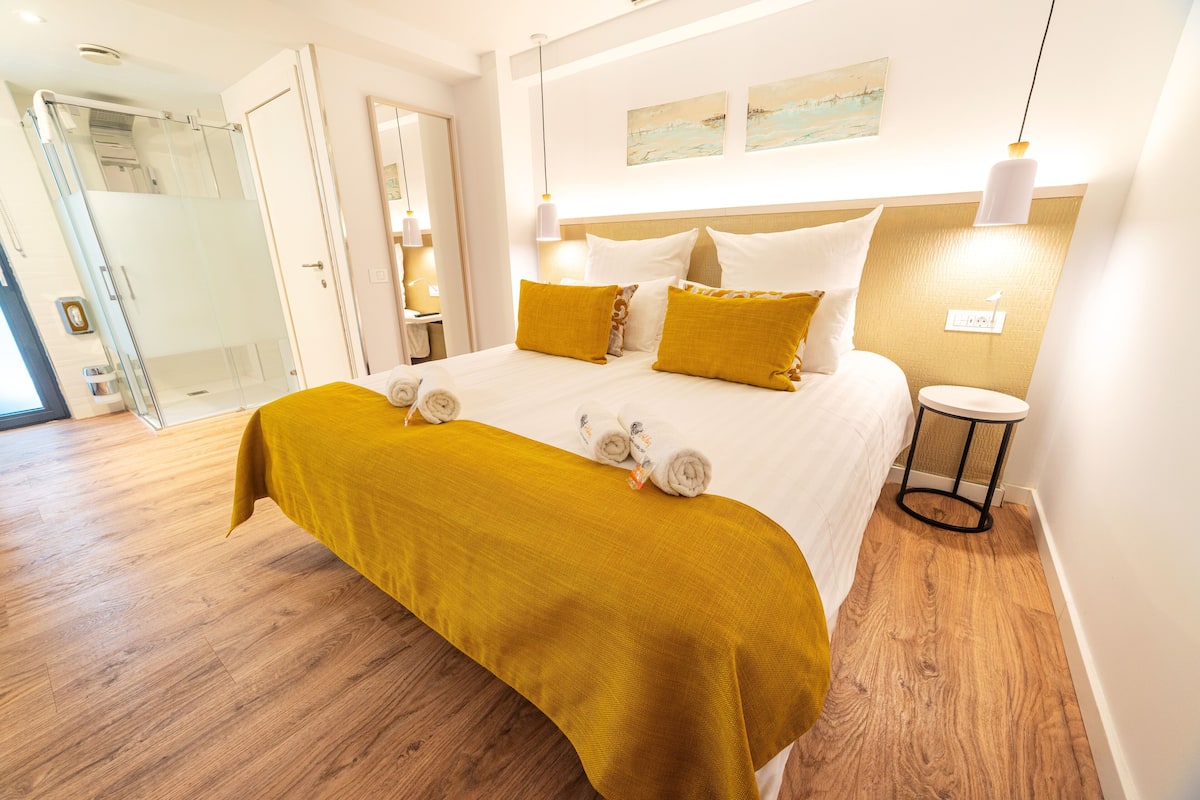 Standard Suite, 1 Double Bed