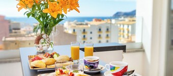 The Place Hotel - Only Adults