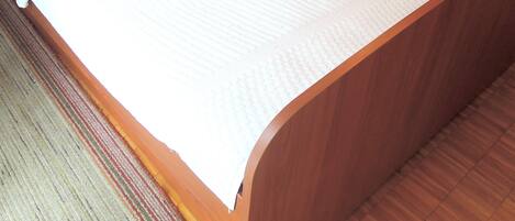 Apartment (A1) | Soundproofing, free WiFi, bed sheets