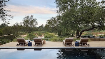 Fish Eagle Residence | Private pool