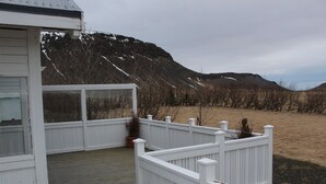 Cabin, 2 Bedrooms | Terrace/patio - The Black Pearl - Hrafnagil (Sveitarfélagid Ölfus)