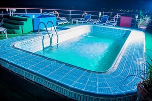 Utomhuspool