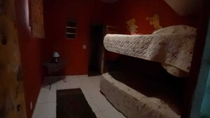 Dormitório compartilhado básico, em dormitório misto (Poseidon) | Wi-Fi de cortesia, roupa de cama