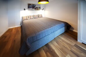 Apartamento | Tabla de planchar con plancha, wifi gratis, ropa de cama