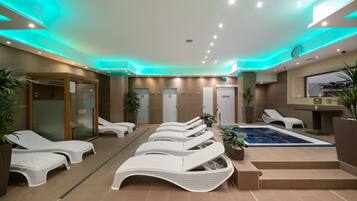 Sauna, hot tub, ruang uap, perawatan tubuh, dan pijat Swedia
