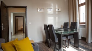 Comfort Apartment, 2 Bedrooms | Iron/ironing board, free WiFi, bed sheets - Very Berry Apartments Orzeszkowej 16 (Poznan)