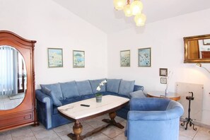 TV - Castel, Croatia (Porec)