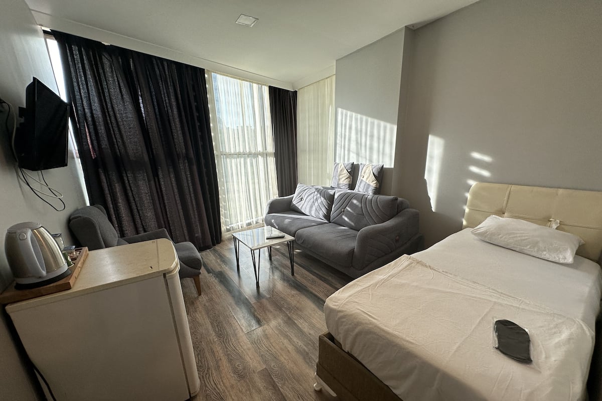 Appartement Familial, vue jardin | Rideaux occultants, chambres insonorisées, Wi-Fi gratuit, draps fournis