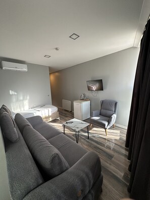 Family Apartment, Garden View | Blackout drapes, soundproofing, free WiFi, bed sheets - Plus Park Suite & Hotel (Istanbul)