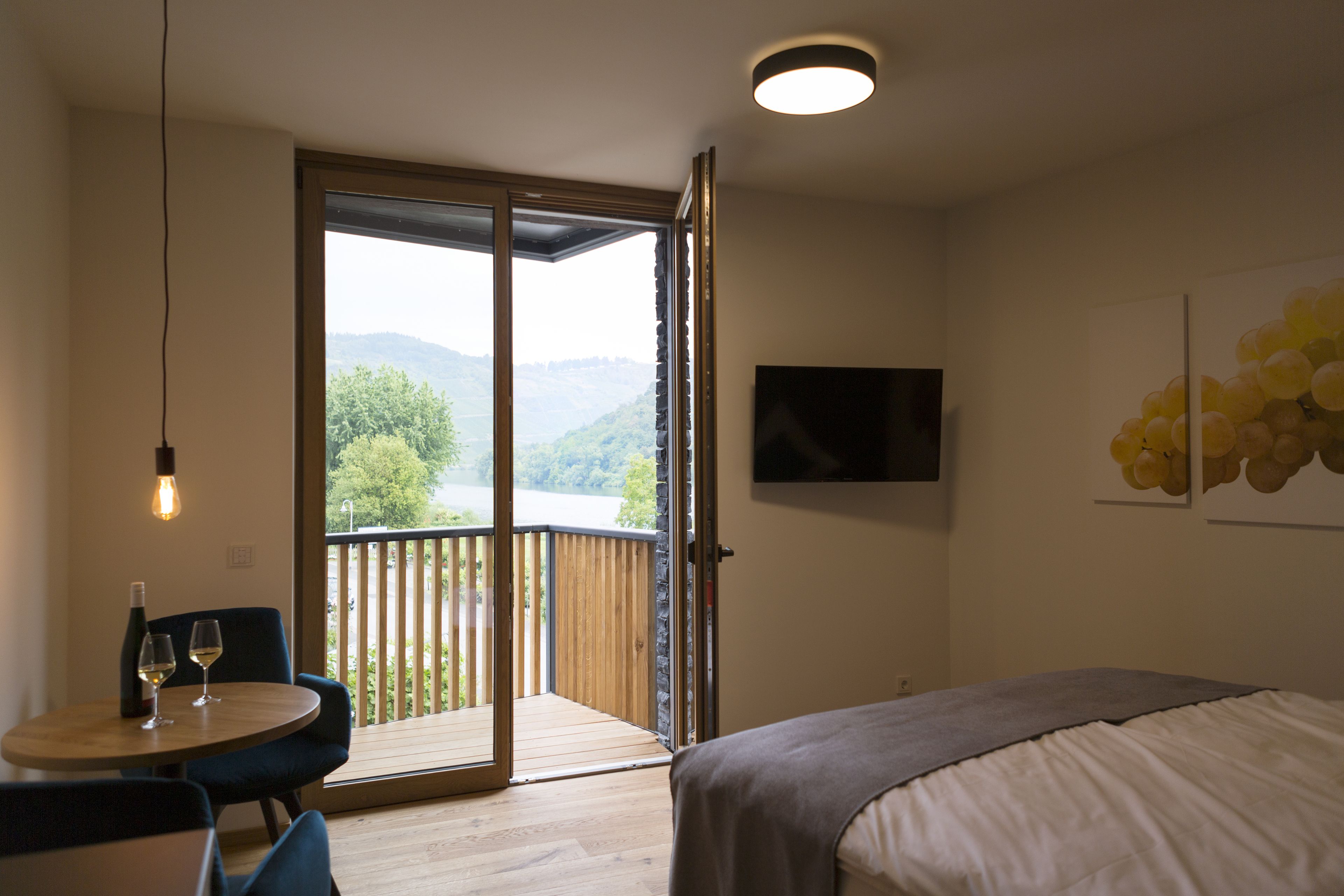 Comfort Double Room, River View | 1 bedroom, minibar, in-room safe, soundproofing