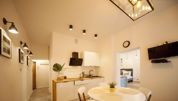 Apartment (Rybaki 13A/11) | Private kitchen - Very Berry - Rybaki 13 - Old Town (Poznan)