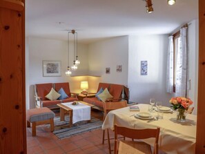 Dining - Chesa Maurus A12 by Interhome (St. Moritz)