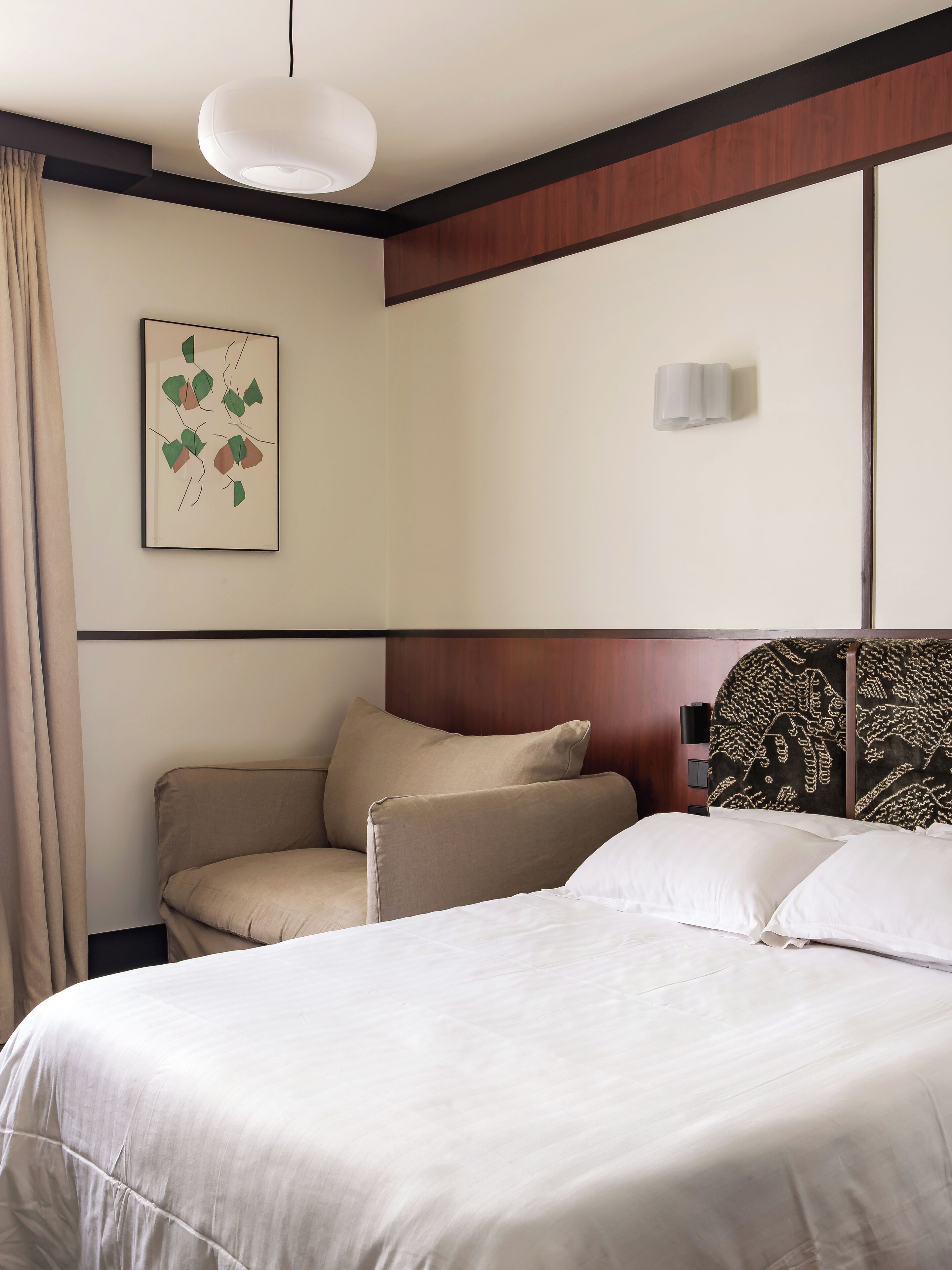 superior triple room | 1 bedroom, desk, blackout curtains, soundproofing