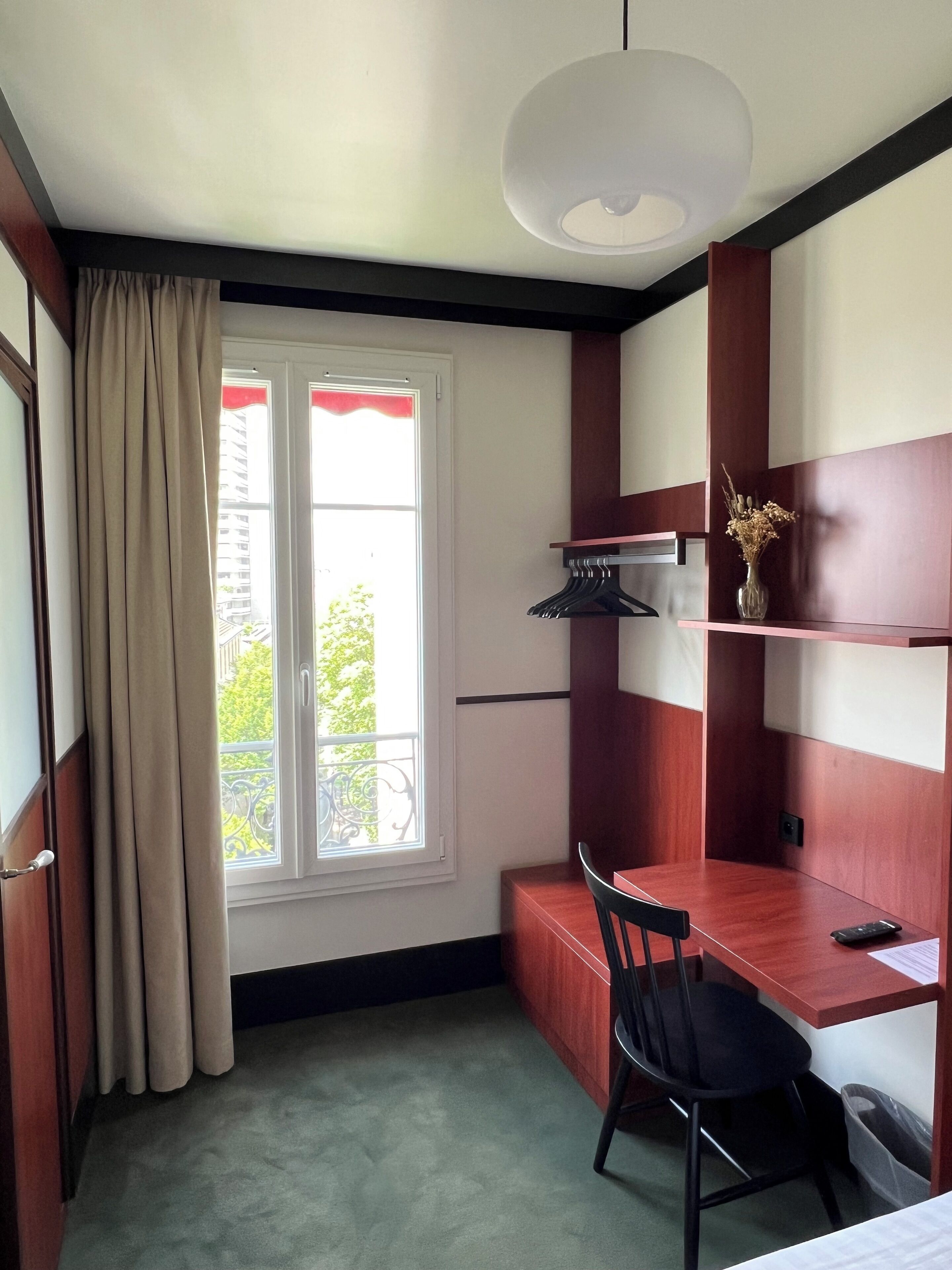 standard double room | 1 bedroom, desk, blackout curtains, soundproofing