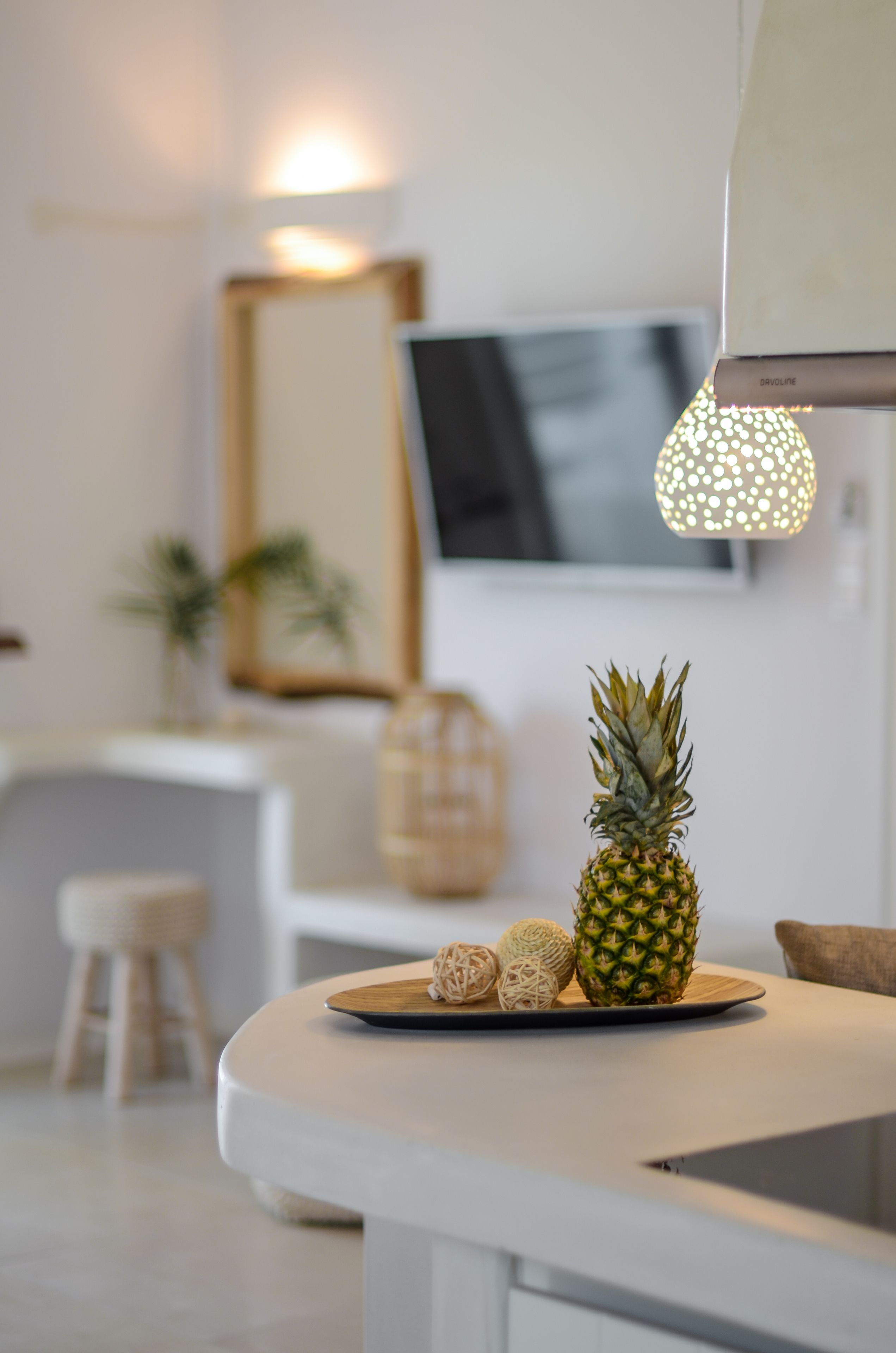 Suite Grand, vistas a la piscina | Cocina privada | Frigorífico, cafetera o tetera y hervidor eléctrico