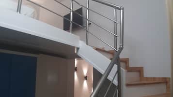 Nhà Duplex dành cho gia đình | 1 phòng ngủ, minibar, bàn, phòng cách âm