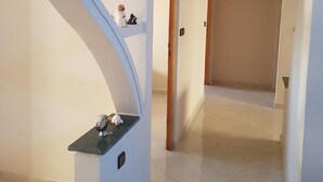 Unclassified image, 5 of 22, button - Appartement De Luxe 4 Chambres (Oujda)