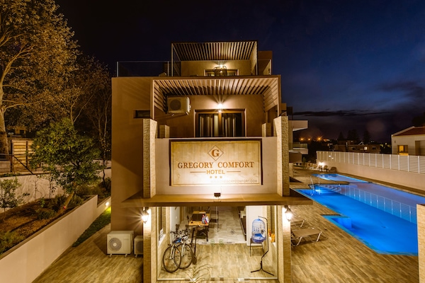 Front of property - evening/night