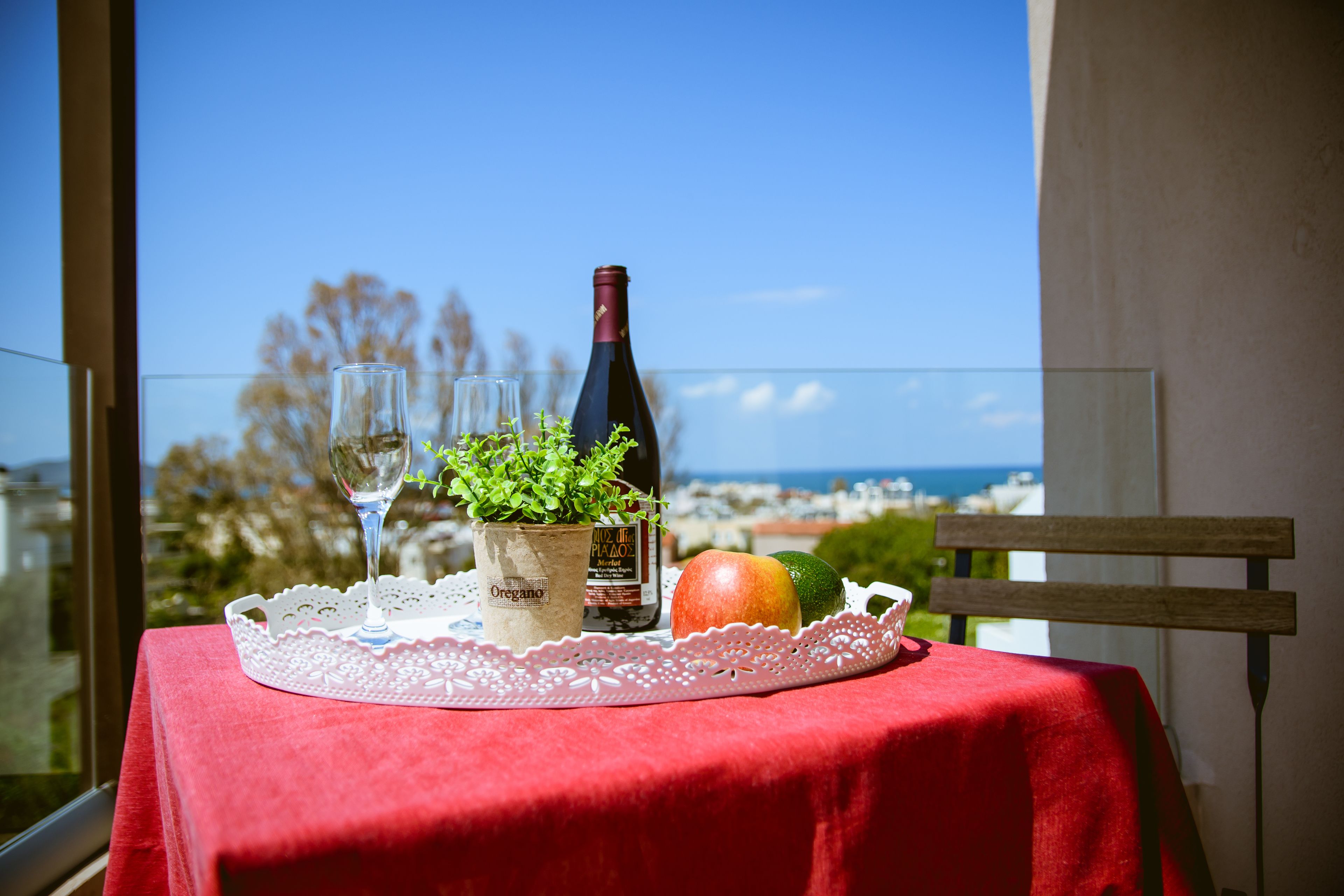 Photo - Gregory Comfort Hotel