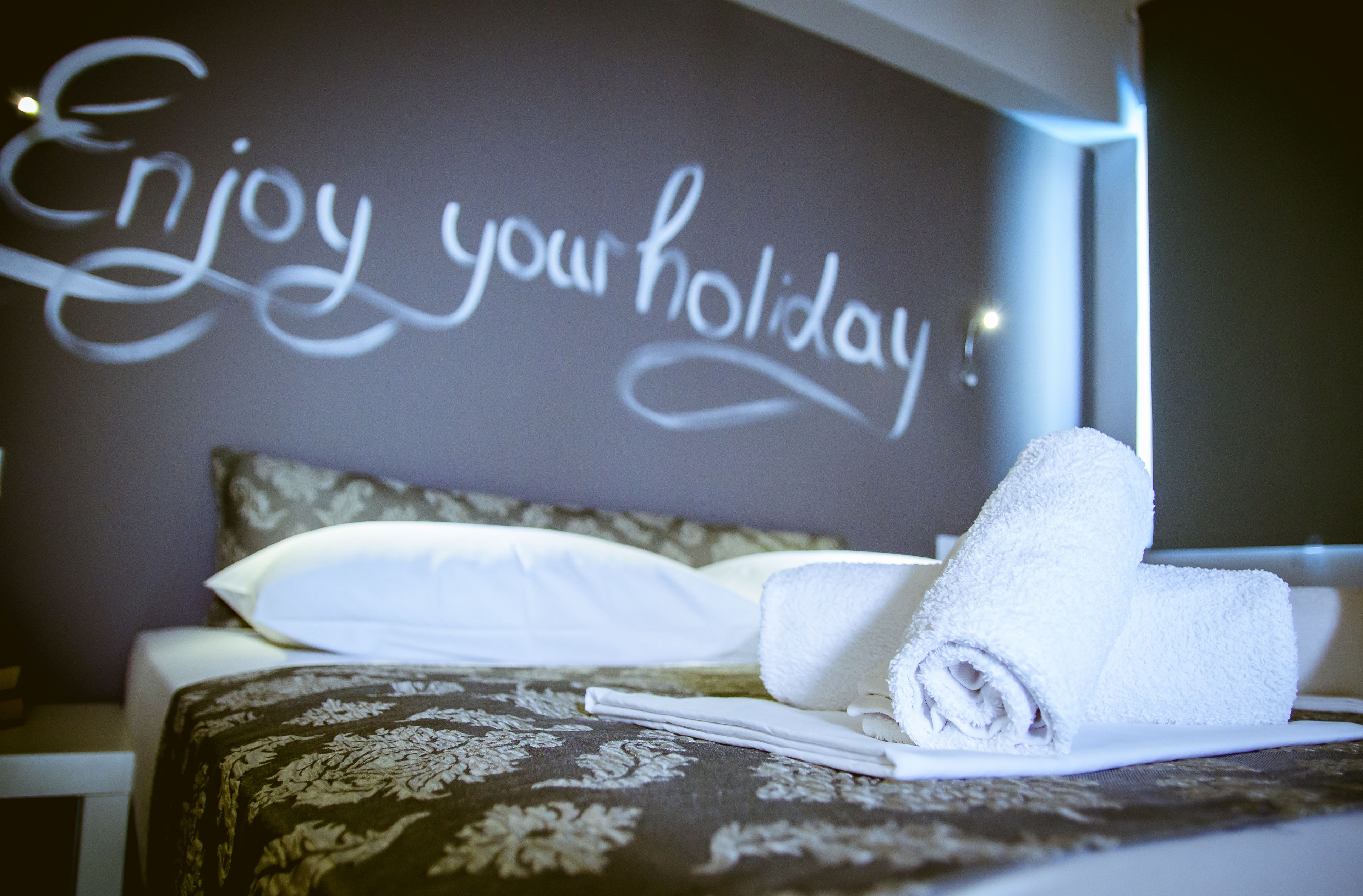 Photo - Gregory Comfort Hotel