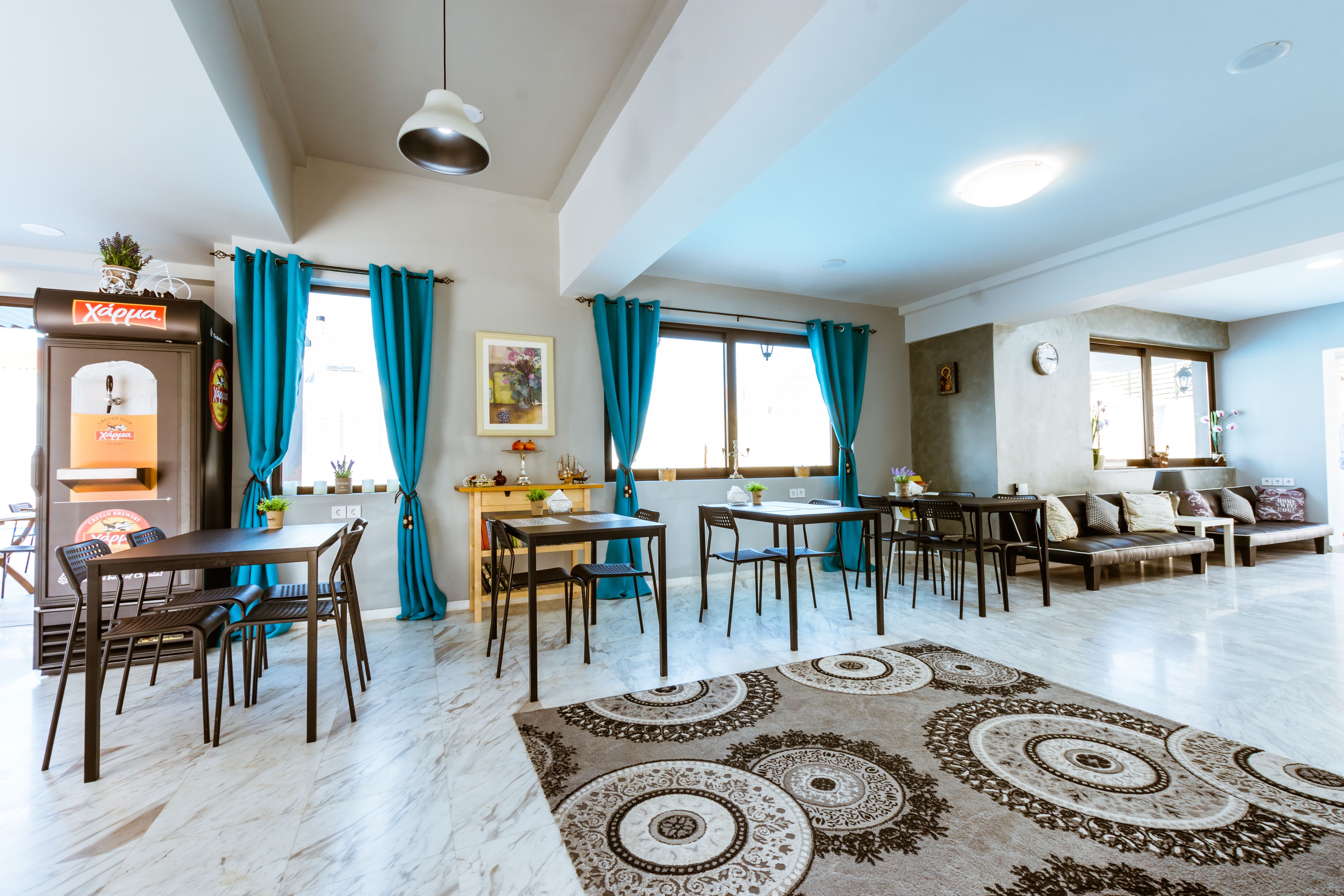 Photo - Gregory Comfort Hotel