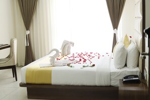 Executive Room, City View - Olive BTM Layout – by Embassy Group (Bengaluru)